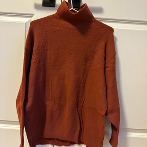 Aritzia Wilfred Free hush knit turtleneck. Size S.